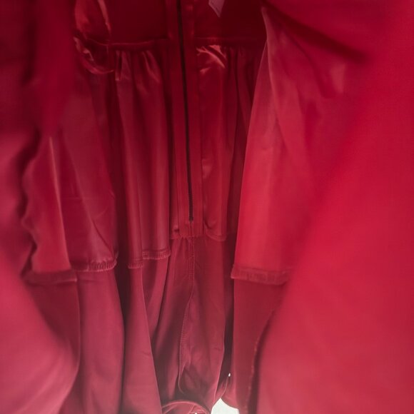 NWT, Showpo. Women's Bubbly Layered Mini Dress with Straps, Color Red, Size 10 - Picture 6 of 13